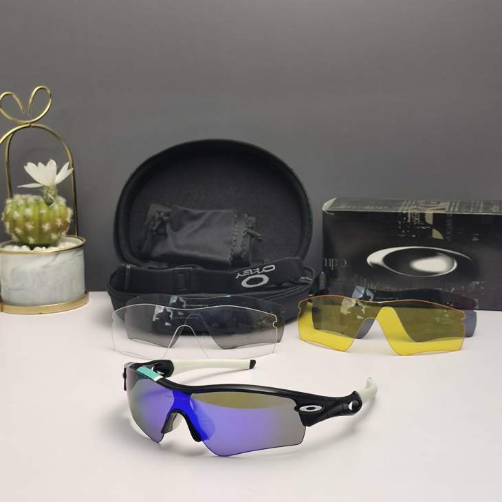Picture of Oakley Sunglasses _SKUfw66124378fw